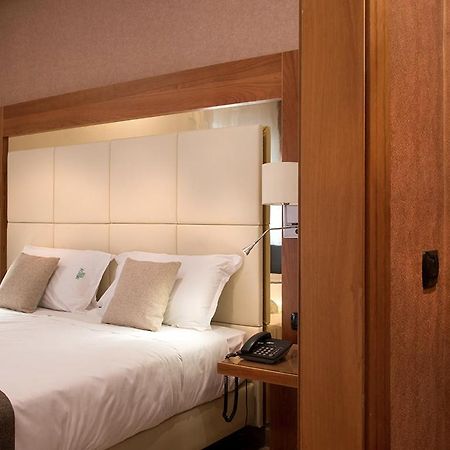 American Hotel Pozzuoli Luaran gambar