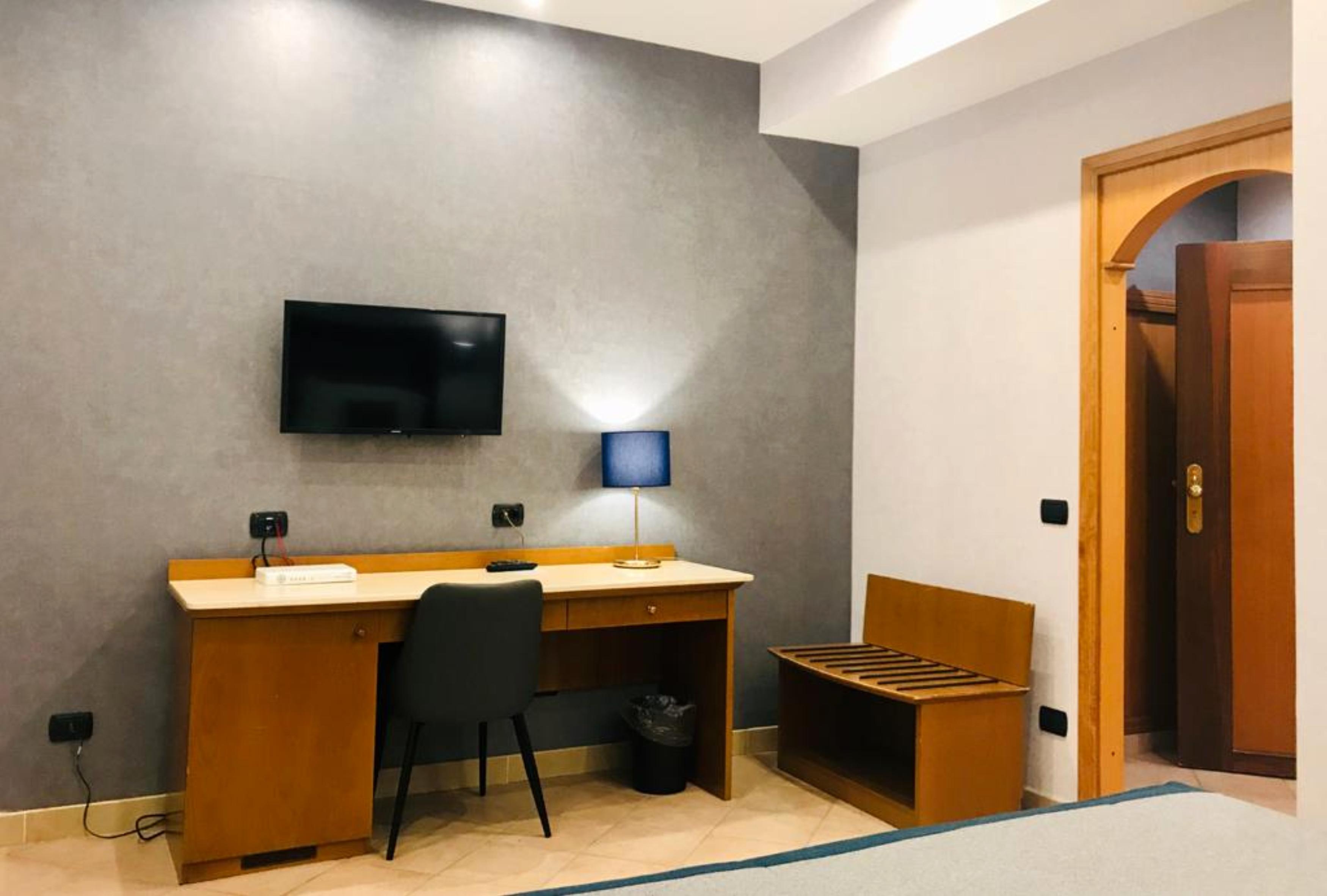 American Hotel Pozzuoli Luaran gambar