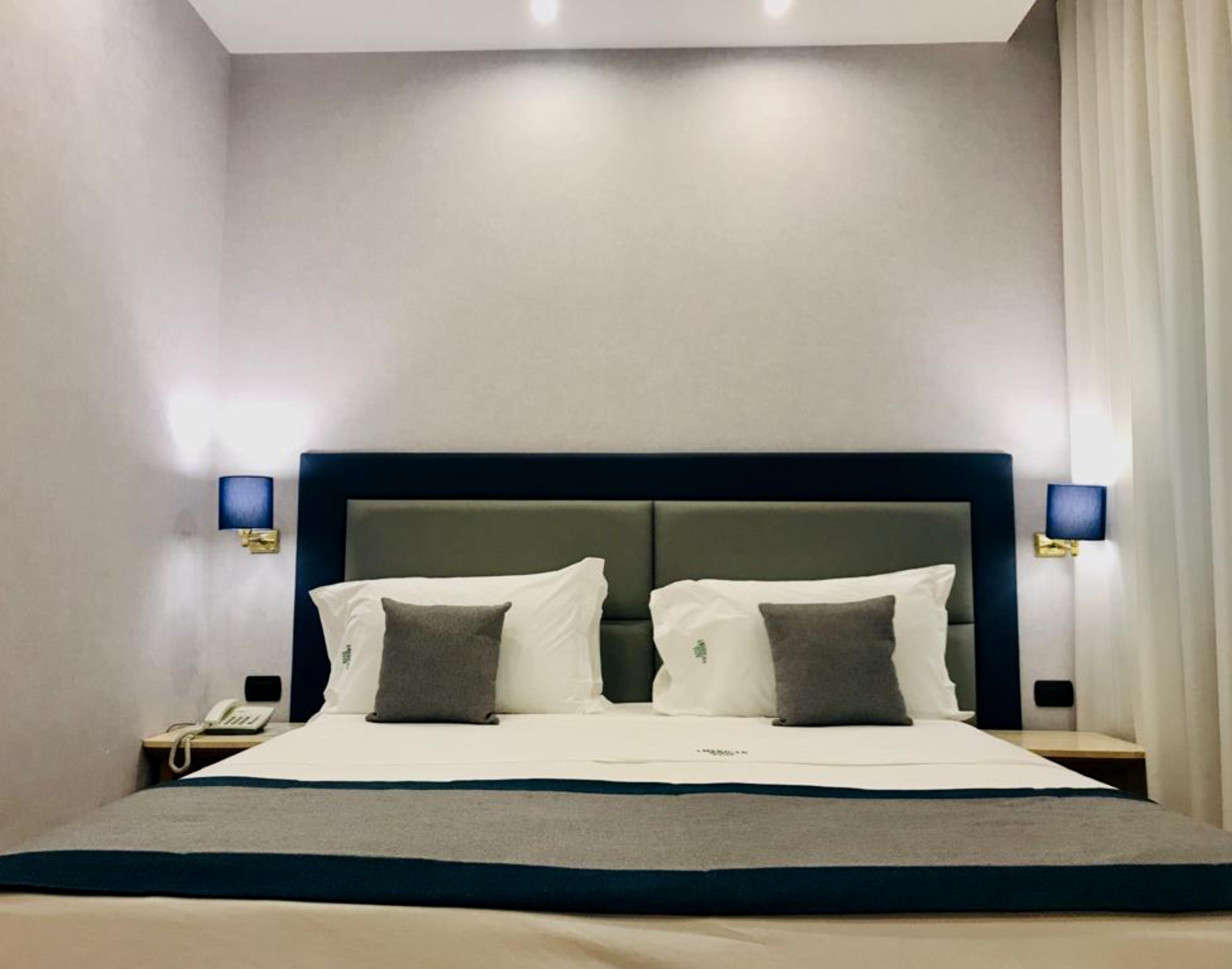American Hotel Pozzuoli Luaran gambar
