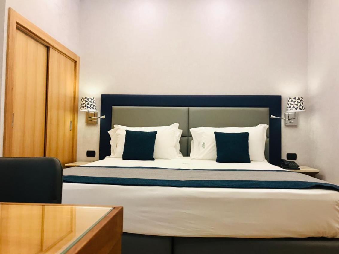 American Hotel Pozzuoli Luaran gambar