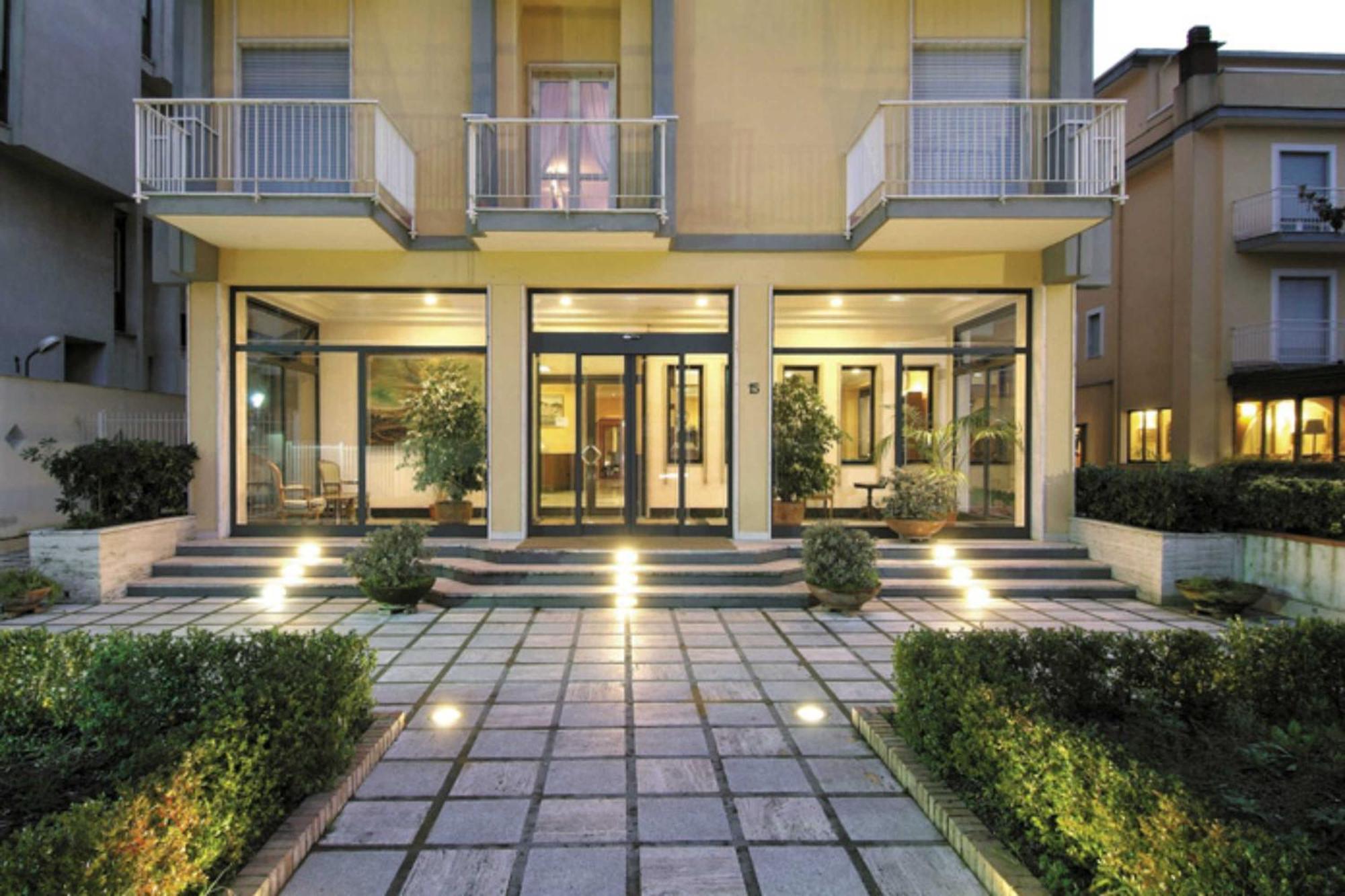 American Hotel Pozzuoli Luaran gambar